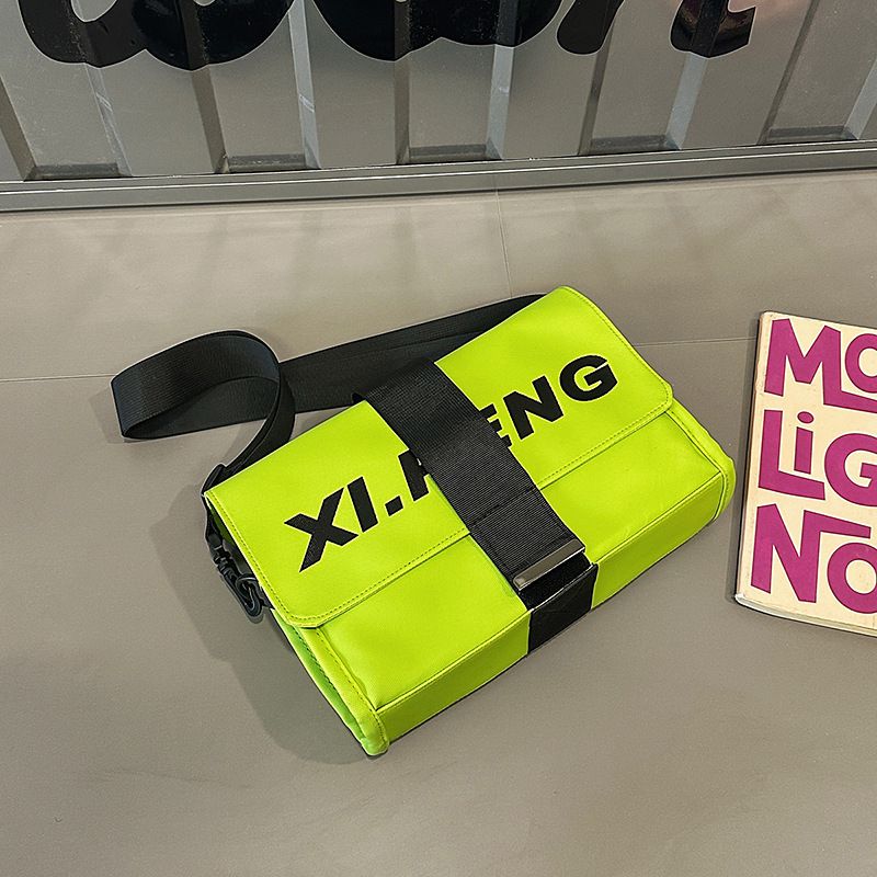 Paar Taschen Frauen Sommer Neue Casual Mode Einfache Schulter Strukturierte Stilvolle Crossbody Pendler Kleine Quadratische Tasche Für Männer_voghion.com