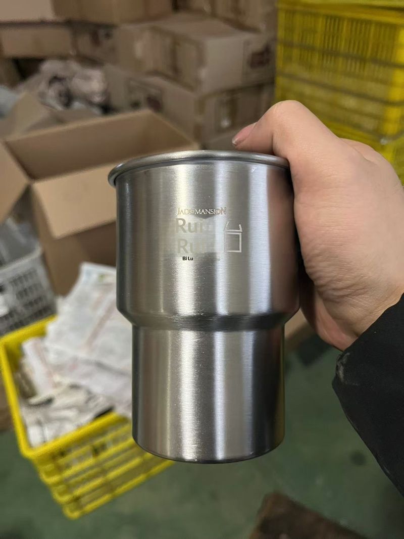 QFV50704555550<== Tazza pieghevole portatile da campeggio all'aperto in acciaio inossidabile 304 con coperchio, 480 ml, per caffè, birra e acqua_voghion.com