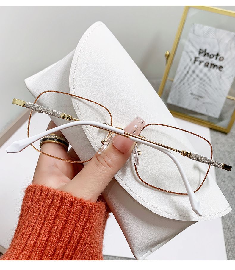 Damen-Sonnenbrille, quadratischer Rahmen mit Zubehör, Glitzer, INS-Stil, Mode, High-End-Sinn, Sonnenbrille im gleichen Stil für Männer und Frauen_voghion.com