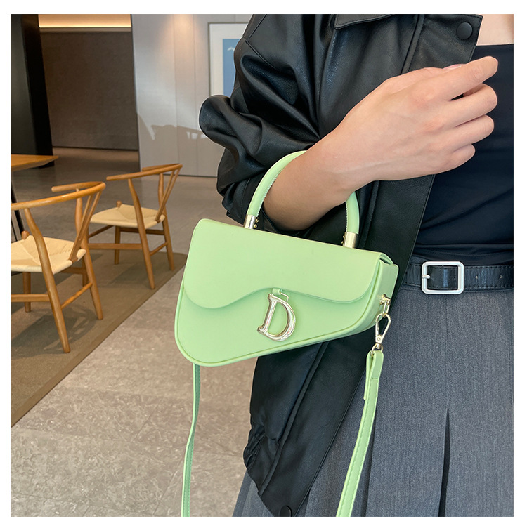 Bags2023 new solid color box bag hard handle handbag personality design versatile shoulder bag fashion Messenger bag_voghion.com