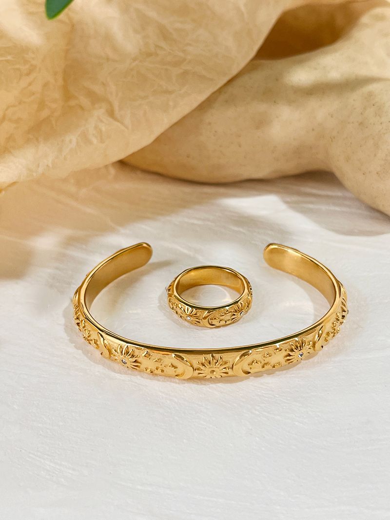 Design fashion popular retro temperament stainless steel bracelet ring earrings set mango moon pattern_voghion.com