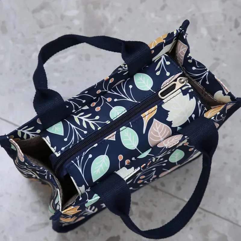 Sac à main en nylon imprimé, sac à lunch portable, pour le travail et le rangement quotidien, idéal pour les mères, 250318 l_voghion.com