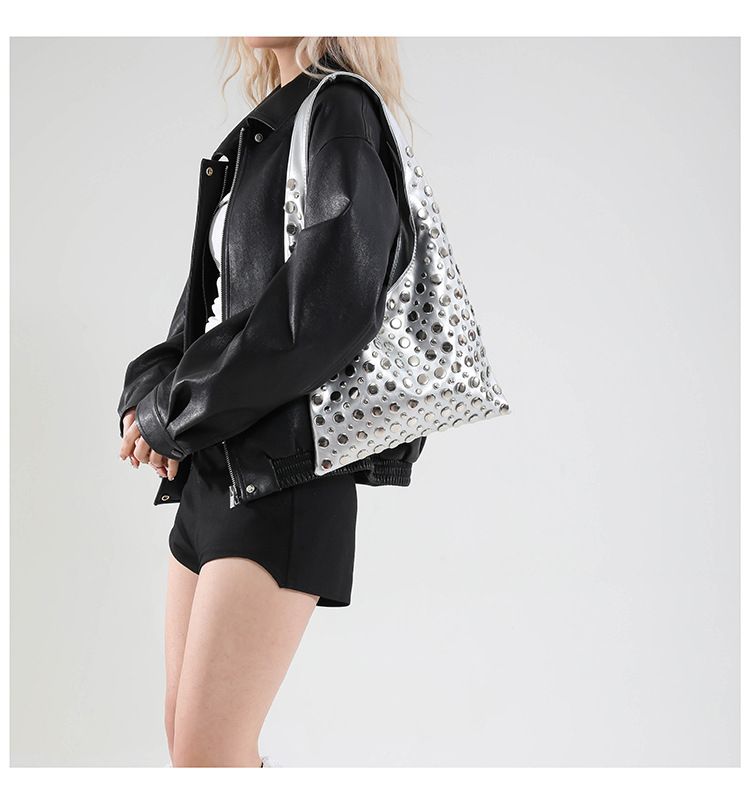 Trendy Underarm Bucket 2025 Summer New Rivet Commuter Shoulder Bag High-end Versatile Handbag_voghion.com