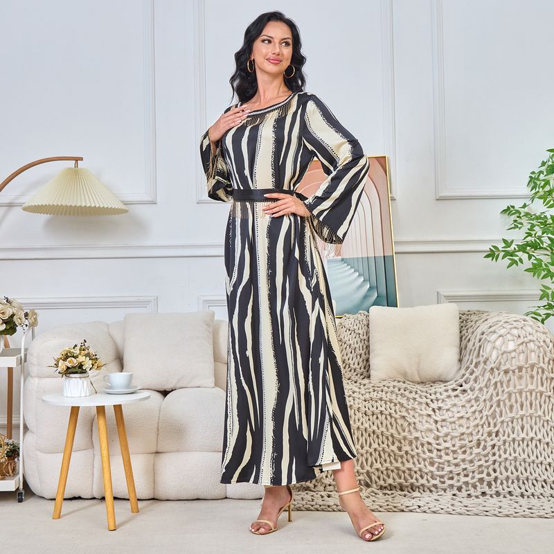 Mt176 Summer New Muslim Ethnic Style Women's Robe Abaya Printed Tassel Evening Dress_voghion.com