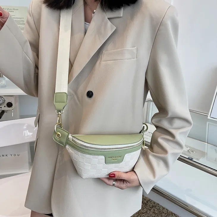 Femmes taille Packs large sangle bandoulière poitrine sac femme élégant Plaid PU cuir dames élégant Fanny Pack 220621_voghion.com