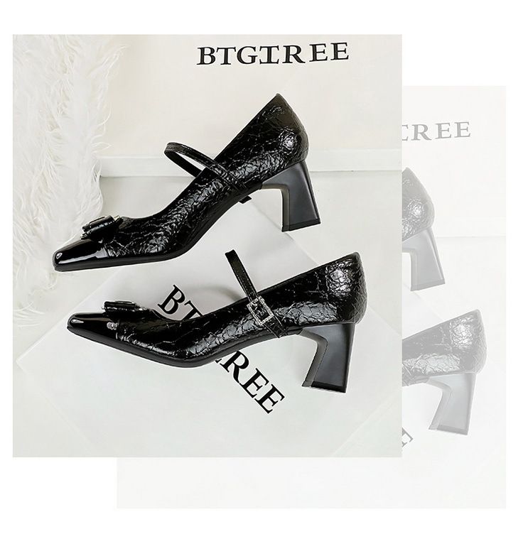 5298-K91 Wind Damenschuhe Vielseitiger mittlerer dicker Absatz leichter Mund Farbblock Metallschnalle Schleifenriemen Einzelschuh_voghion.com