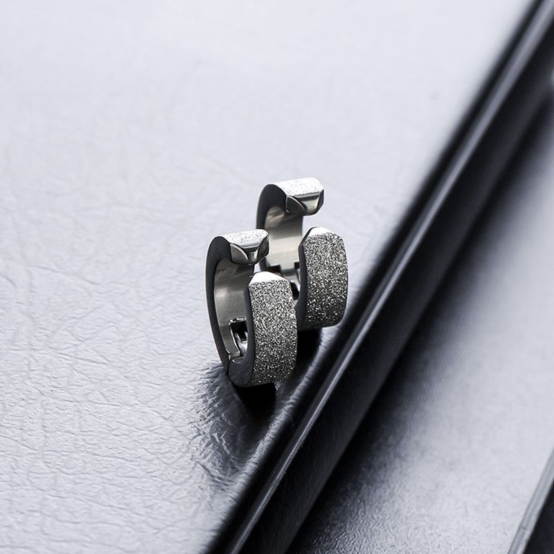 Clip Earrings Titanium Steel Ear Clip Fashion Punk Earrings Without Piercings For Women High End Versatile Ear Bone Clip Simple Earrings_voghion.com