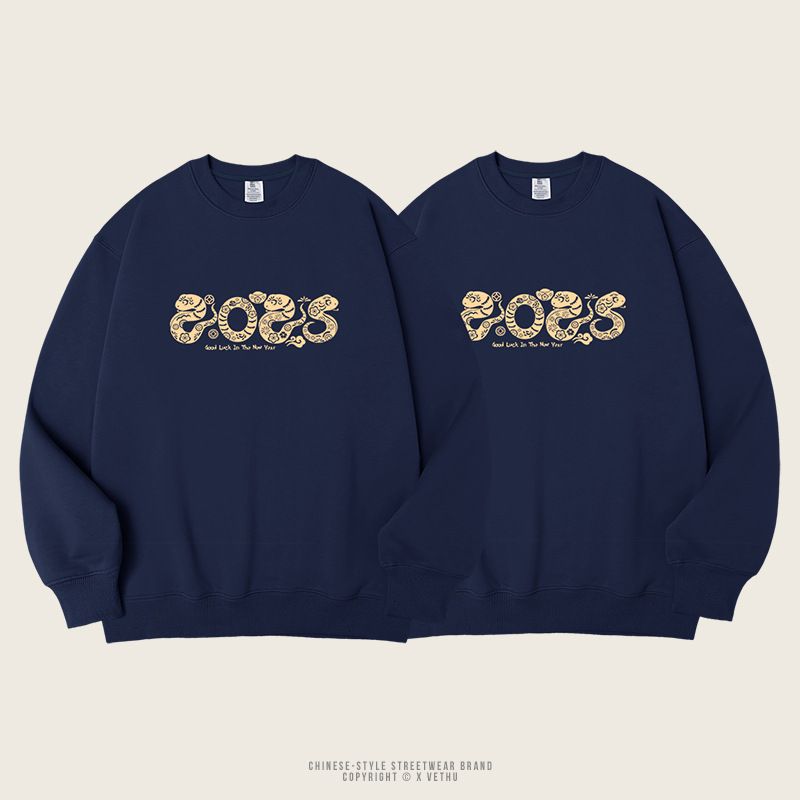 Felpa rossa con scollo tondo per donna 2025 Serpente Zodiaco Abbigliamento Invernale Capodanno Festa di Gruppo Riunione 12_voghion.com
