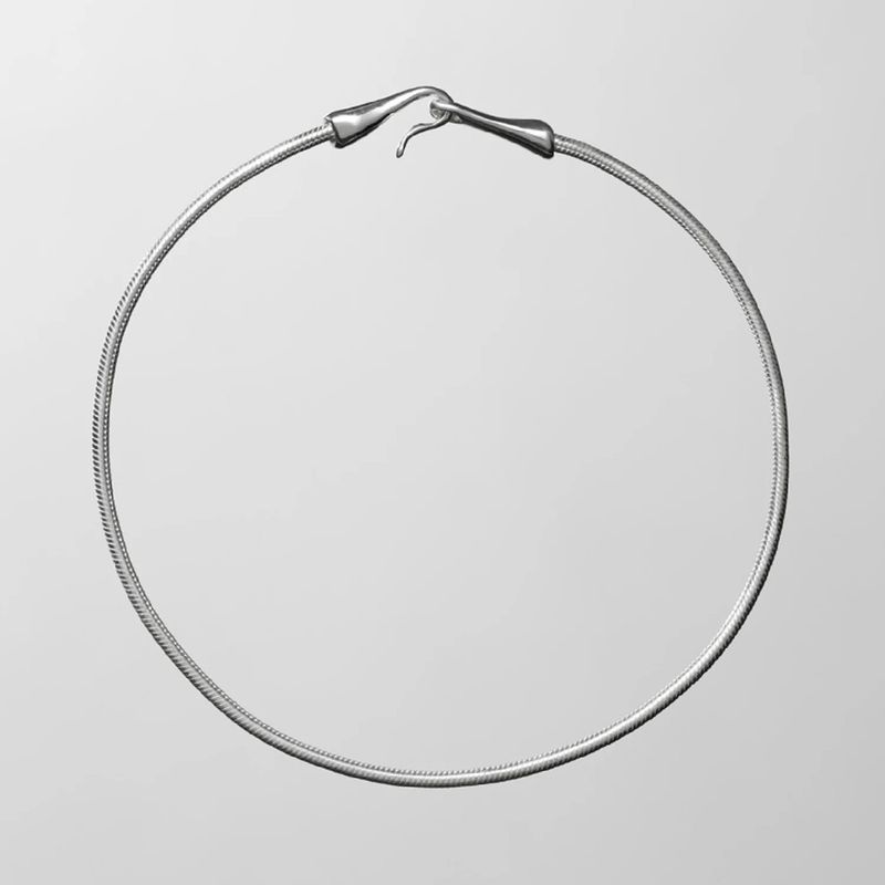 Minimalist Snake Bone Chain Necklace, 18K Gold Plated Copper Layering Pendant, Dainty Geometric Design, Versatile Elegant Jewelry For Women_voghion.com