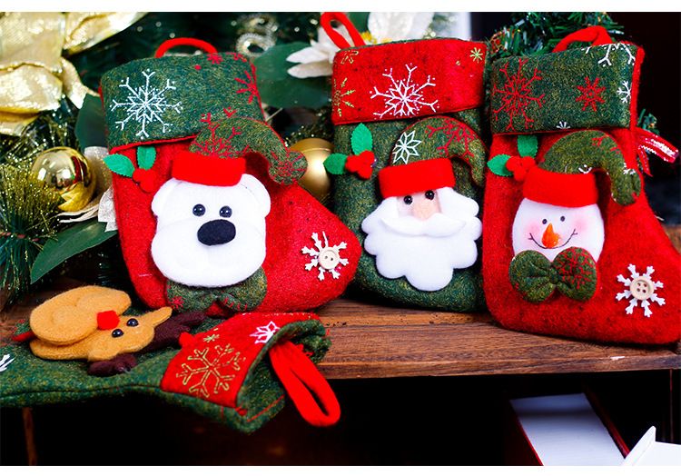 Weihnachtsschmuck Weihnachtsbaum Anhänger Retro kleine Socken Kinder Süßigkeiten Tasche Urlaub Geschenk Tasche Szene Layout_voghion.com