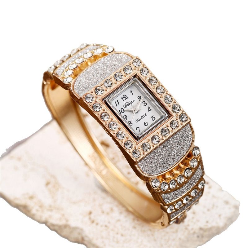 Diamantquadratische Armbanduhr im europäischen und amerikanischen Stil, glänzende und farbenfrohe Damen-Quarzuhr, tägliches Geschenk zum Geburtstag, Jahrestag und Valentinstag_voghion.com