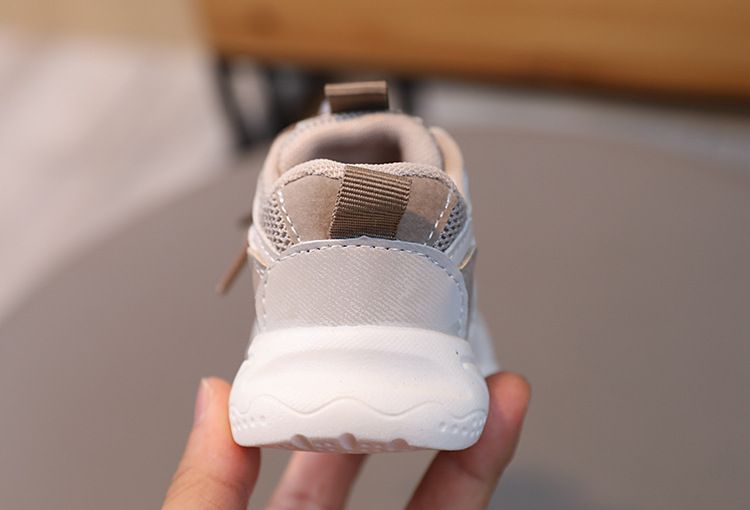 A generation of foreign trade father shoes Children's toddler shoes breathable mesh sneakers 0-3 years old men's and women's baby shoes 1_voghion.com