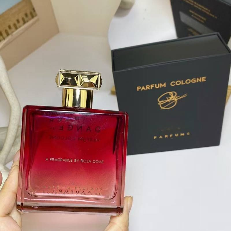 Σε προσφορά Charm Red Luxury Bottle Danger PARFUM Colore100ml Μακράς Διάρκειας Ανδρικό Άρωμα Patchouli Μασχάλης Premium Επιλογή Δώρου_voghion.com