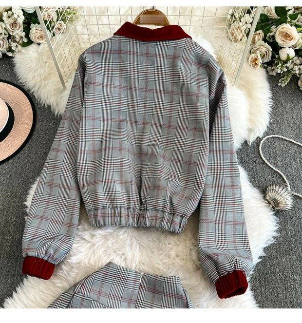 Kadınlar İçin Vintage Ekose Blazer ve Pileli Etek Takımı - Kırmızı ve Siyah Kışlık Rahat İki Parçalı Kıyafet_voghion.com