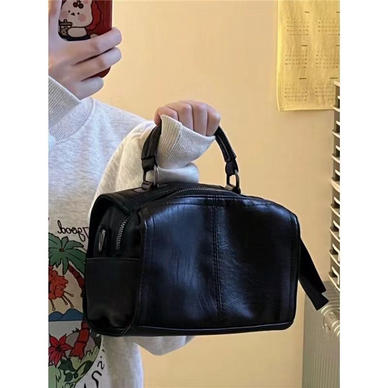 Women's 2024 Autumn/Winter Handheld Camera Tote Cross body Shoulder Bag Large Capacity Korean Small New Style_voghion.com