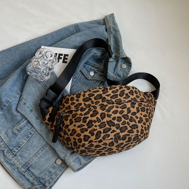 Korean Style Versatile Large Capacity Shoulder For Women 2025 New Trendy Fashion Leopard Print Crossbody Chest Dumpling_voghion.com