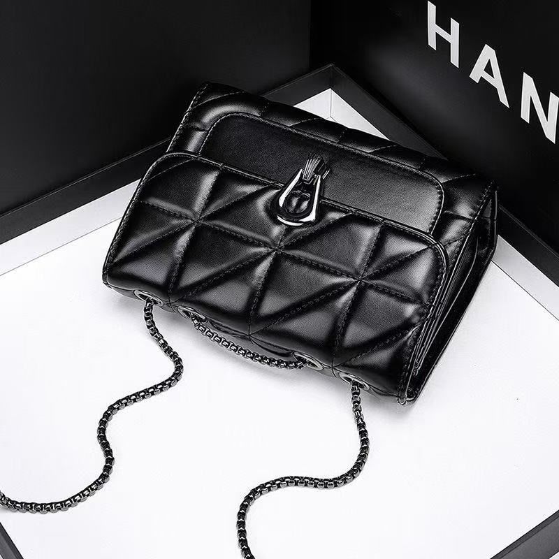 10A Designer-Tasche Spiegelqualität Schatz-Flip-Tasche Luxus-Leder Schaffell Klassische All-Black-Geldbörse Gesteppte Handtasche Schulterbox_voghion.com