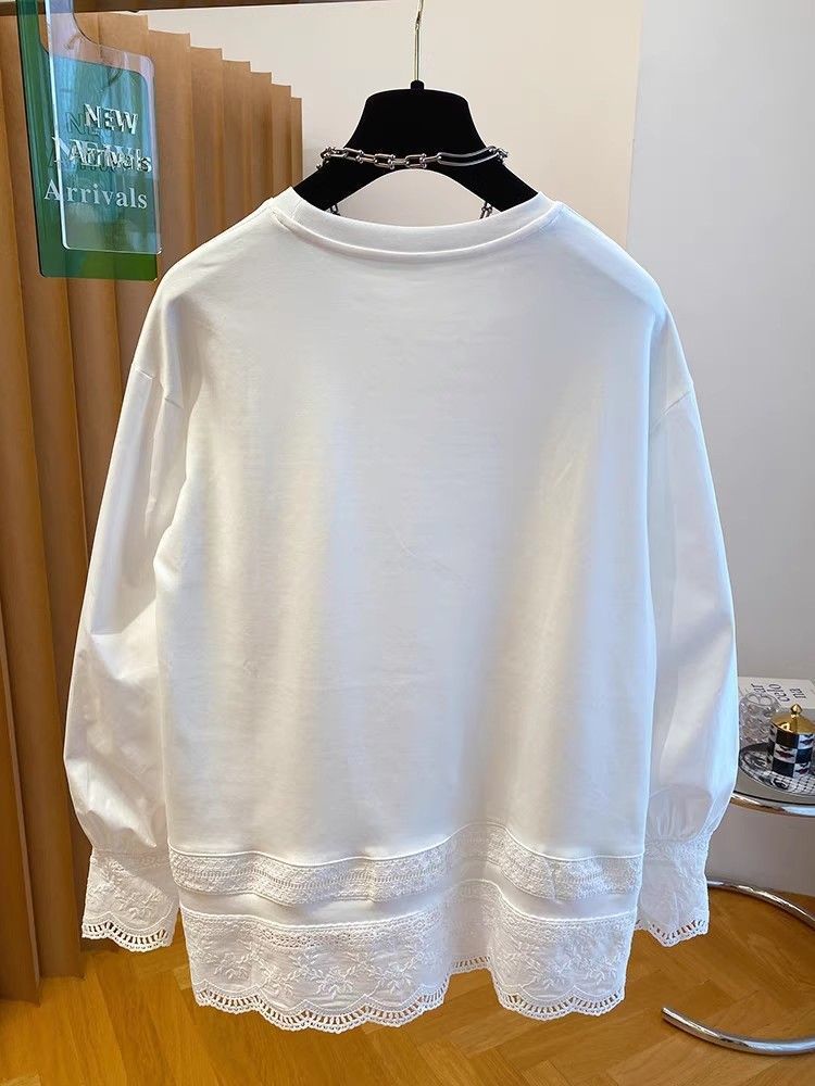 Weißer Kapuzenpullover mit Patchwork-Blasenärmeln aus Spitze für Damen im Frühjahr 2025, mit lockerem Rundhalsausschnitt und T-Shirt-Oberteil_voghion.com