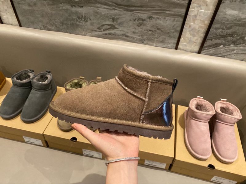 54 Celebrity Style Cowhide Solid Color Low-Cut Round Toe Daily Winter Short Flat Heel Warm Snow Boots_voghion.com