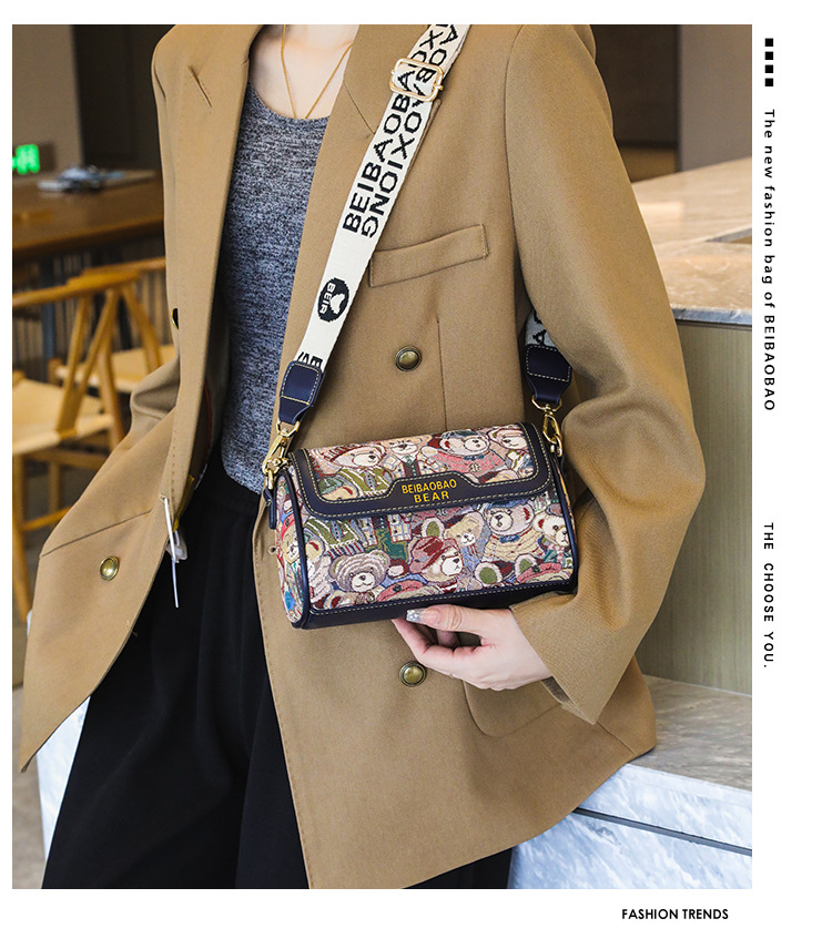 Bolsas clássicas de marca com design de nicho, bolsas femininas com temperamento, bolsas de urso, bolsas de ombro inclinadas da moda_voghion.com