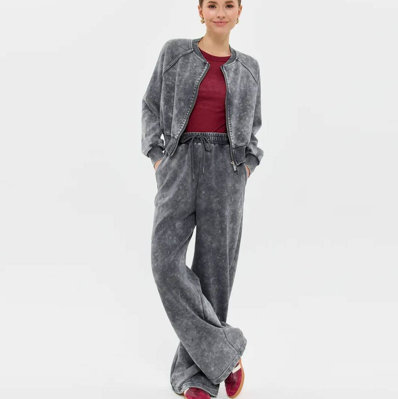 Ensemble de sport 2 pièces tendance pour femme - Ensemble de survêtement en polyester extensible avec cordon de serrage à la taille (manches longues et pantalon, plusieurs couleurs)_voghion.com