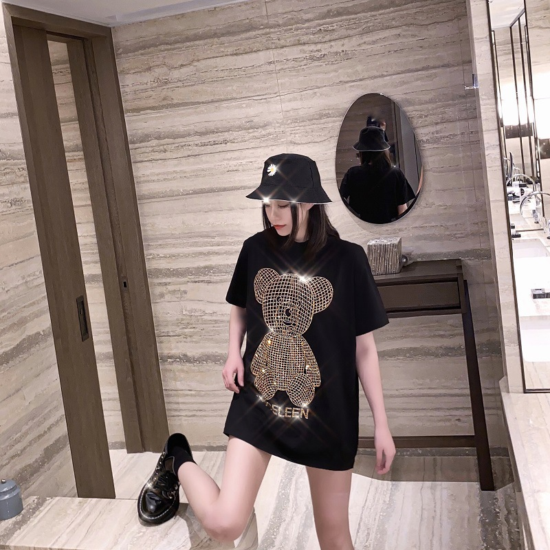 T-shirt di media lunghezza alla moda da donna_voghion.com