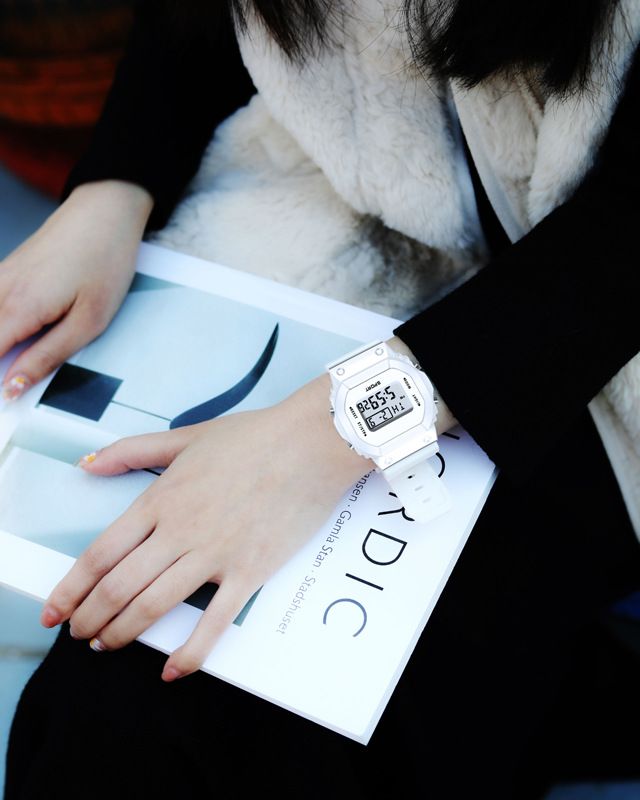Square Digital Watch Calendar Week Night Light Alarm Clock_voghion.com