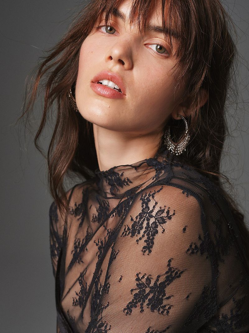 Transparentes Spitzen-Netzoberteil für Damen – Sexy Langarm-Schichtbluse, atmungsaktiv und dehnbar, trendige Streetwear und unverzichtbares Freizeitoutfit_voghion.com