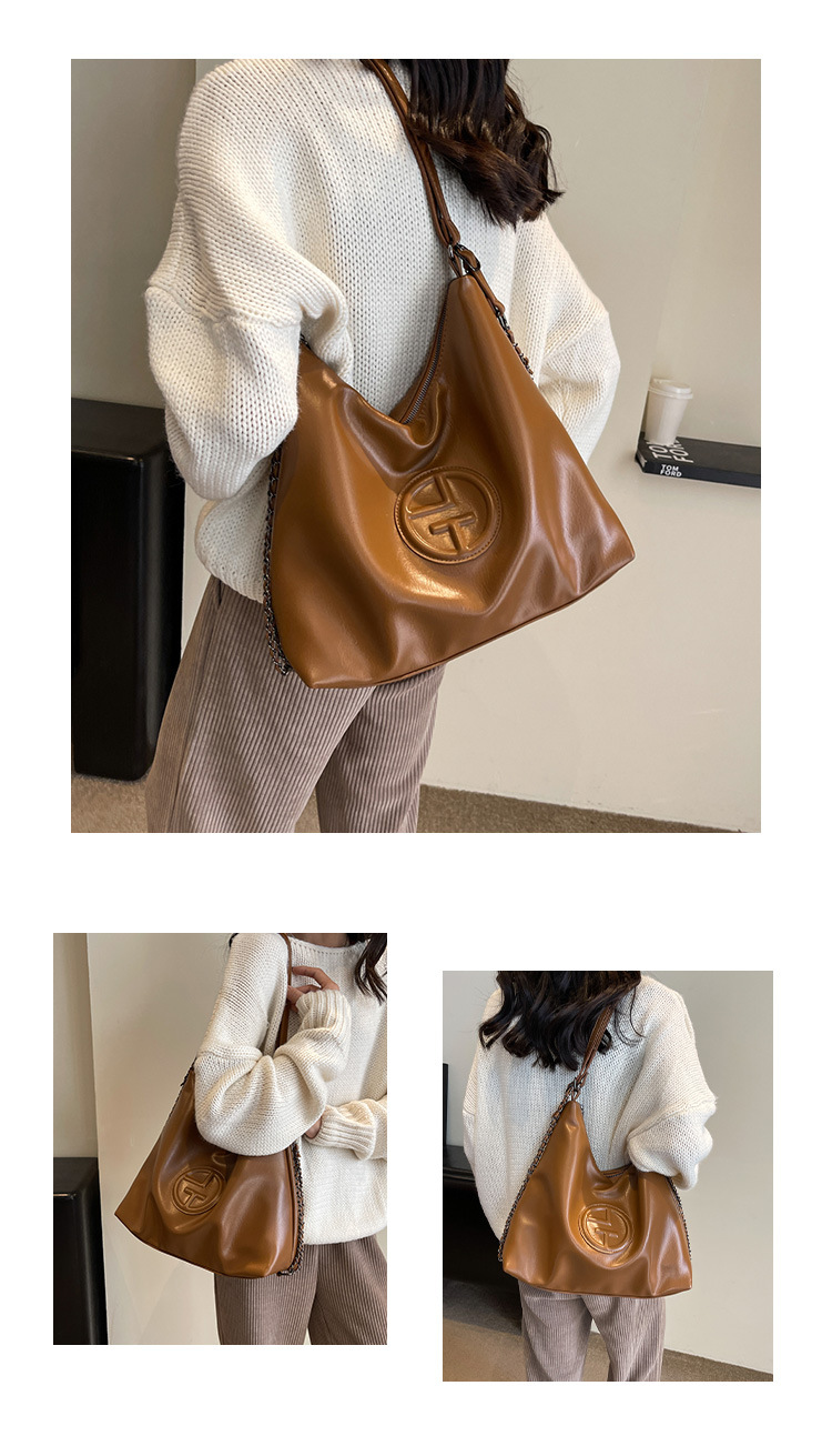 2024 Light Luxury Creative Women's New Cool And Trendy Saddle Bag Fashion Large Capacity Shoulder Bag Solid Color Handbag_voghion.com