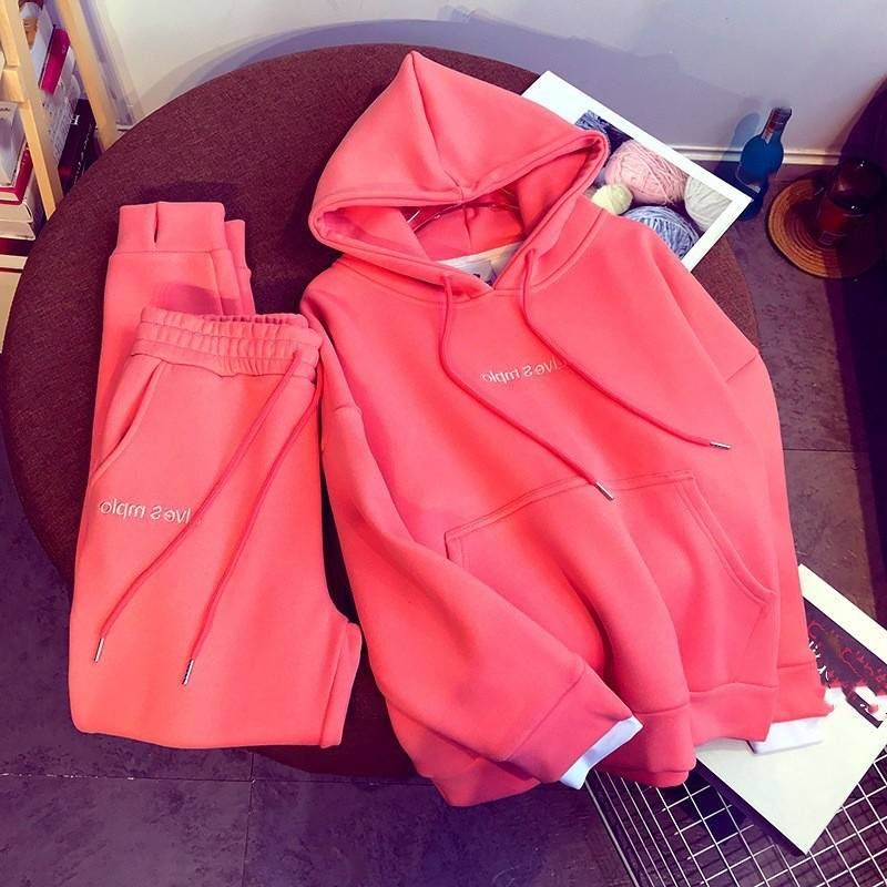 Dameklær Tykk fløyelsgenser med hette Damedress Bokstaver Sport Fritid Mote Vestlig stil Todelt dress_voghion.com