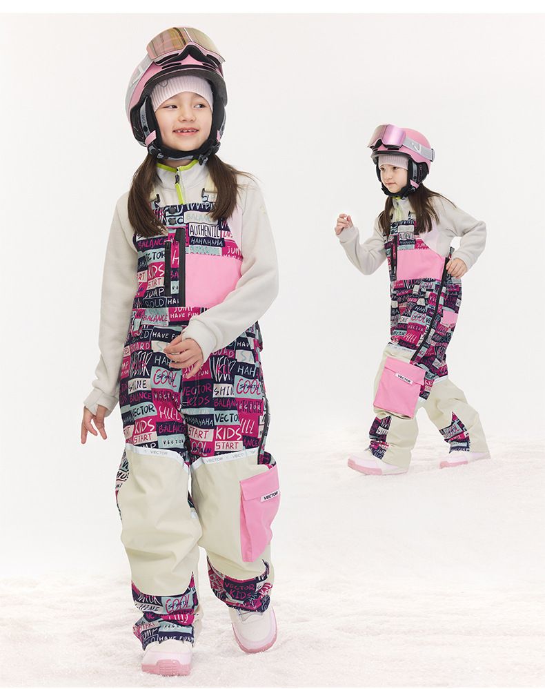 Wasserdichte Ski-Latzhose für Kinder – Isolierte und abnehmbare Skihose für Jungen und Mädchen (120–160 cm) – (Denimblau/Spielplatz-Doodle)_voghion.com