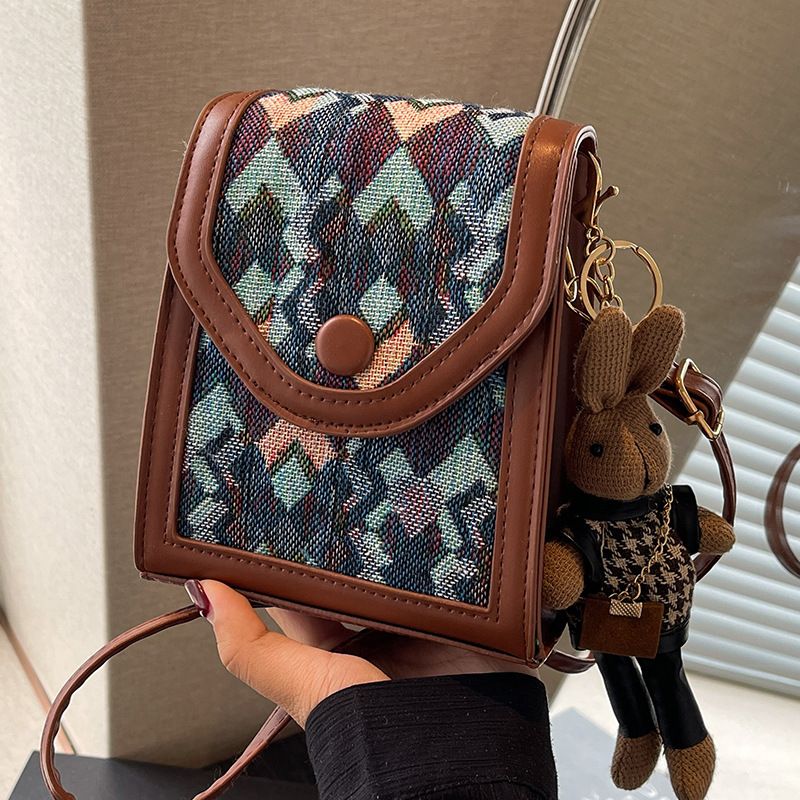 Bolsa transversal vertical de alta qualidade da moda 2024, bolsa de ombro com nicho para celular xadrez para mulheres_voghion.com
