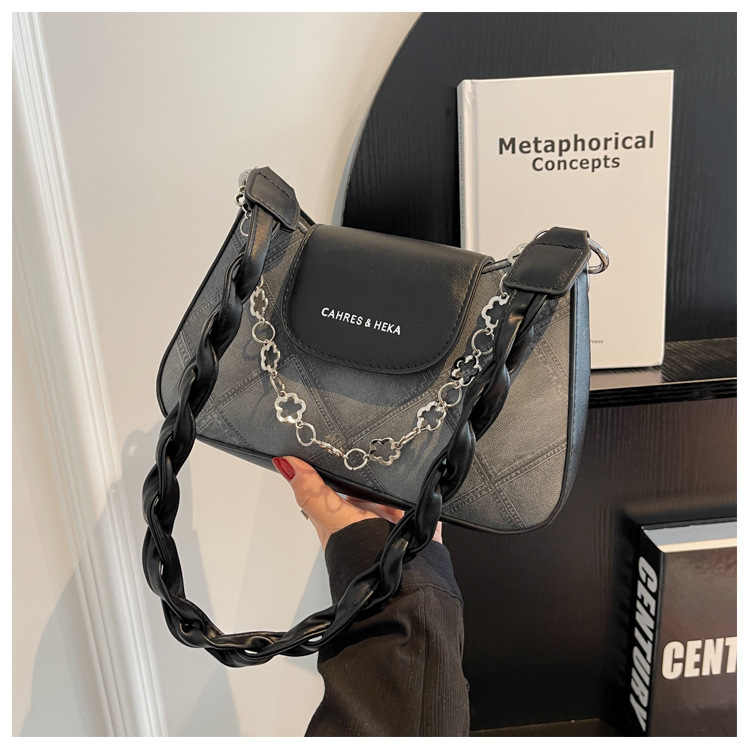 Niche Bag Women's Bag 2023 New Summer Women's High-quality Texture Messenger bag borsa a tracolla stile esplosivo borsa sotto le ascelle_voghion.com