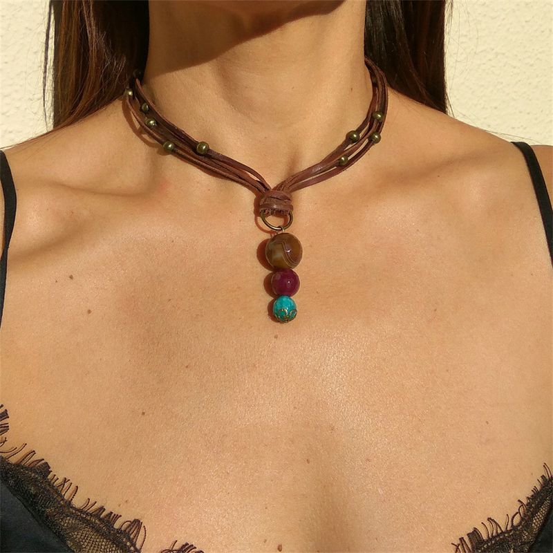 Cross-border exclusive bohemian cowhide rope natural stone clavicle chain beach style retro adjustable personalized necklace_voghion.com