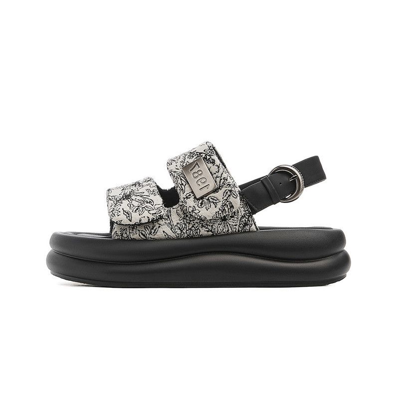 2024 Summer New Chinese Sandals Women Wear Thick Soled Buckle Roman Sandals Hipster Women_voghion.com