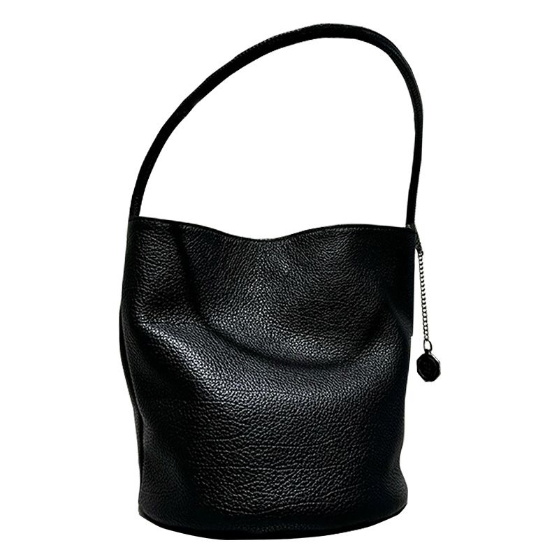 2025 Spring Summer New Large Capacity Bucket Top Layer Cowhide High-End Commuter Underarm Versatile Shoulder Women's Bag_voghion.com