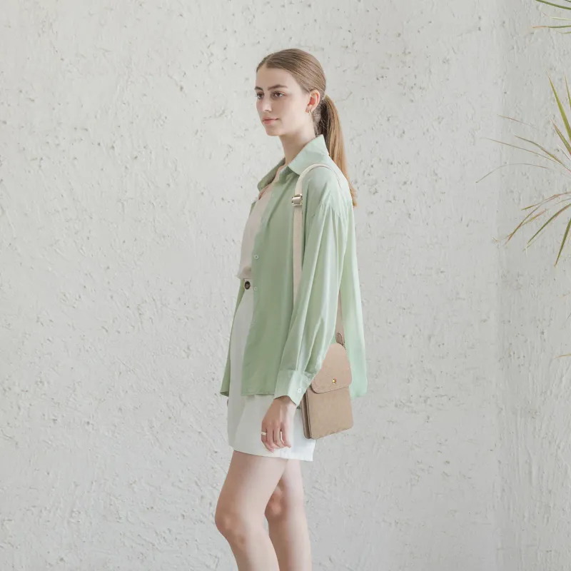 Designer Bag Free Shipping Geometric Textured Crossbody Bag Gold Accent Adjustable Strap_voghion.com