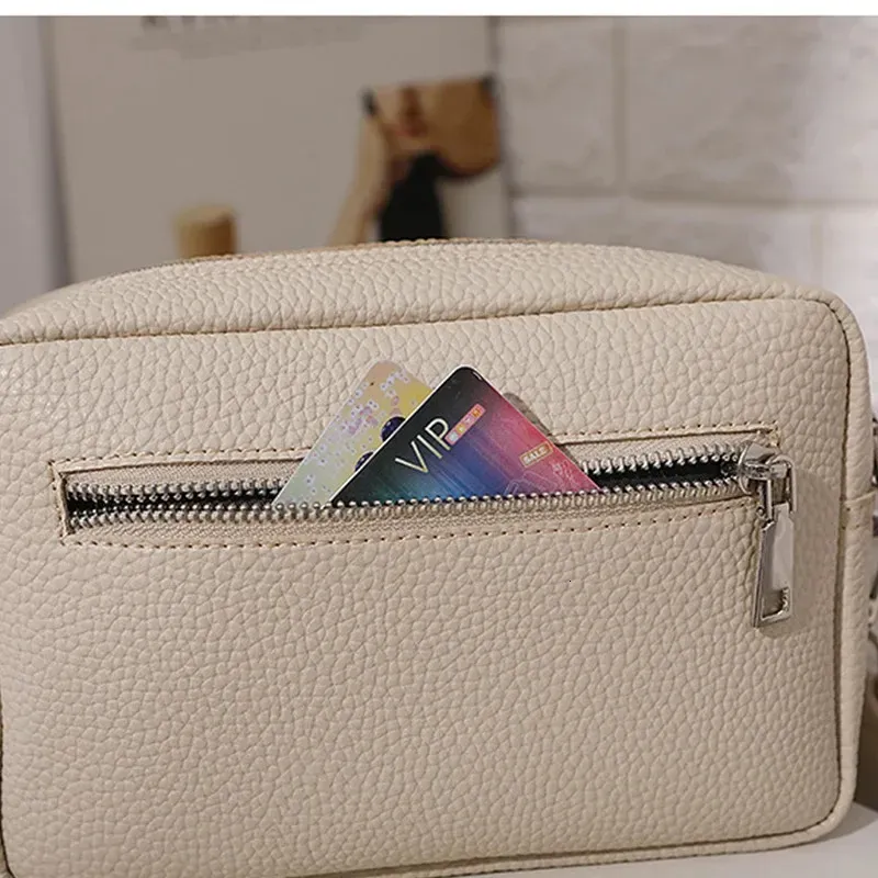 Borsa a tracolla da donna in pelle PU vintage con tracolla larga e multistrato, tinta unita 250324_voghion.com