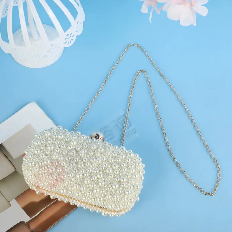 Borsa da sera con perline e tracolla a catena fatta a mano per matrimonio, borsa da donna con perle artificiali per feste di matrimonio_voghion.com