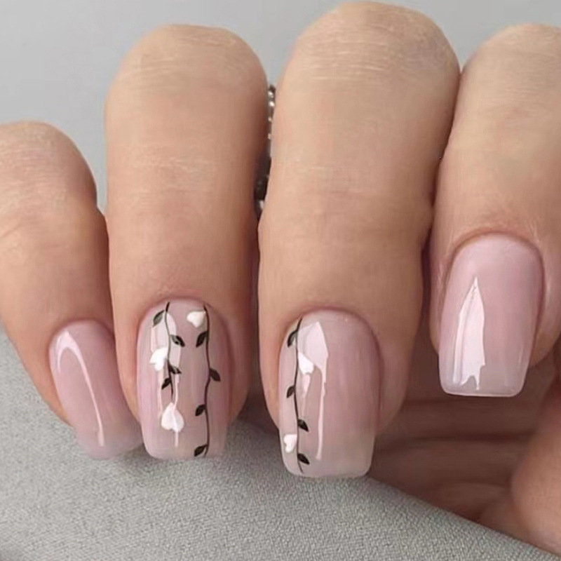 24 Stücke Rosa Quadratische Falsche Nägel Kurzes Liebesmuster Welligkeit Gefälschte Nägel Abnehmbare Nägel Set mit Kleber Acryl Voll C_voghion.com