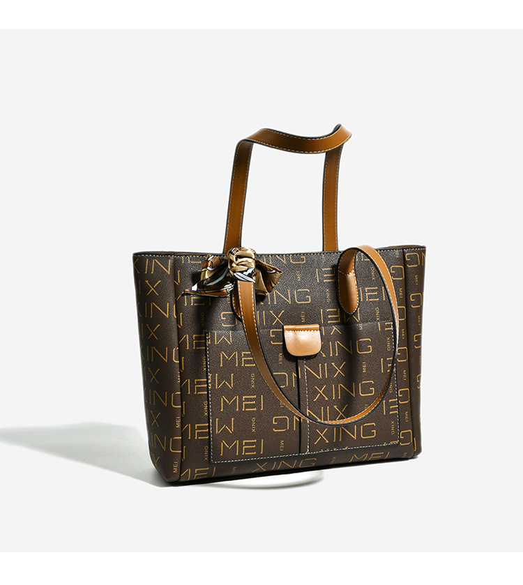 2023 Nuova borsa di vendita calda Borsa a tracolla piccola da donna Borsa quadrata versatile Lettera di moda Borsa tote di grande capacità retrò Marea_voghion.com