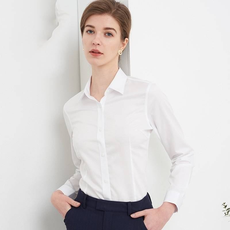 "Camicia da donna a maniche corte in cotone di alta qualità - Antipiega, traspirante e perfetta per l'ufficio - Colori classici a quadri e tinta unita"_voghion.com