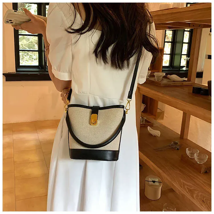 This Year's Trendy Super Hot Niche Women's Summer Stylish Versatile Crossbody Handheld Bucket Bags_voghion.com