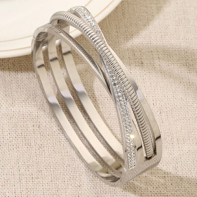 Three-Layer Wrapped Diamond-Studded Versatile Elegant For Women High Version Titanium Steel Non-Fading Jewelry Bracelet_voghion.com