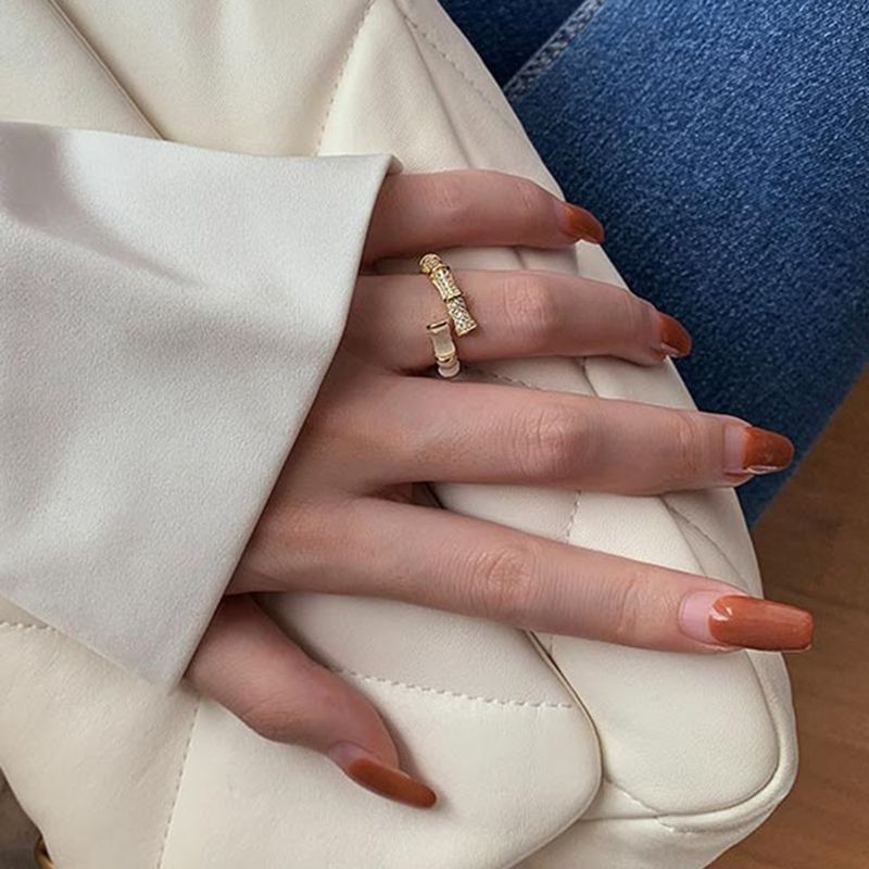 Anelli regolabili pronti in magazzino per le donne Opali Forma di bambù Colore oro Gioielli di moda coreana Accessorio per feste Regalo per donna_voghion.com