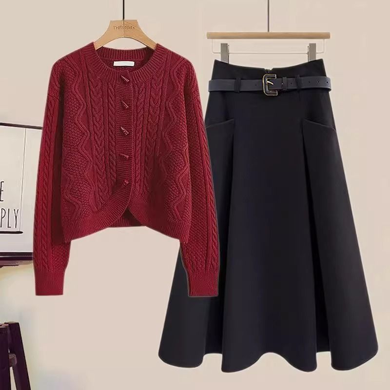 Vêtements pour femmes Automne élégant costume de réduction d'âge pour les femmes nouveau style paresseux mince pull tricoté jupe taille haute costume deux pièces_voghion.com