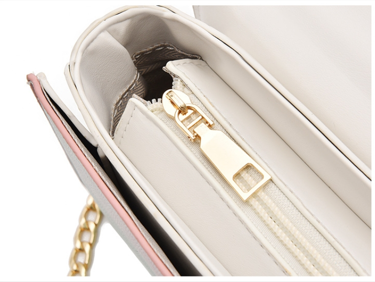 Fashionable 2024 New Gradient Color Small Frrant Wind Diamond Grid Chain Minimalist Temperament Women's One Shoulder_voghion.com