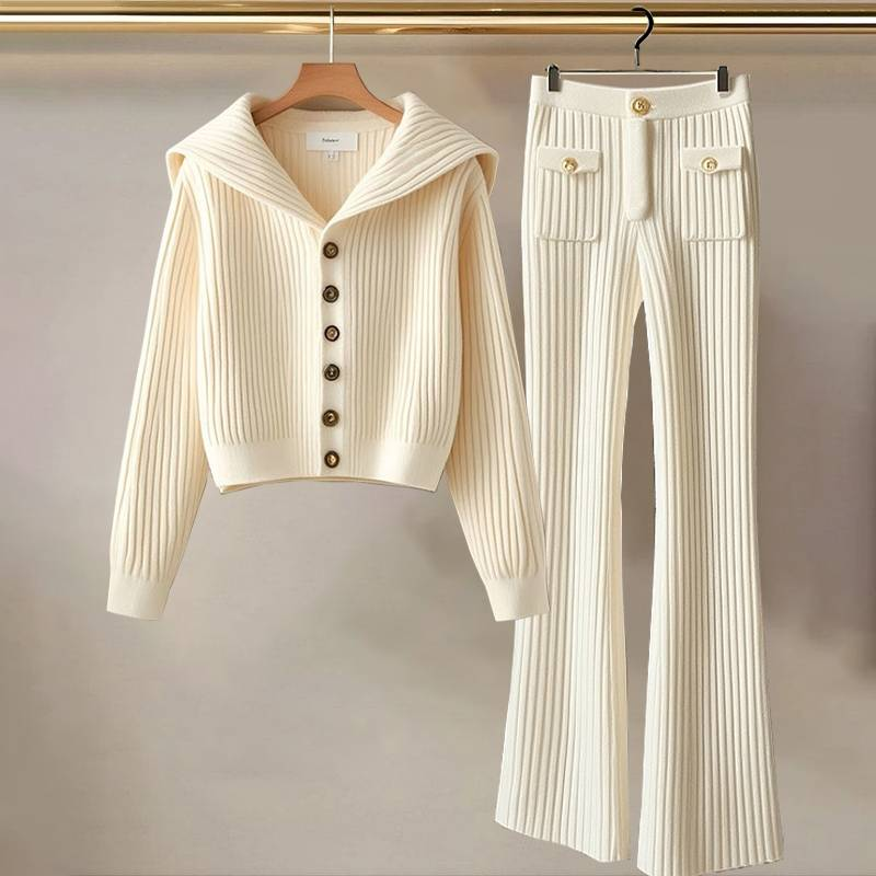 Women's White Knit Two-Piece Set, Long Sleeve Sweater and High-Waisted Pants, Soft Comfortable Outfit for Casual Wear_voghion.com