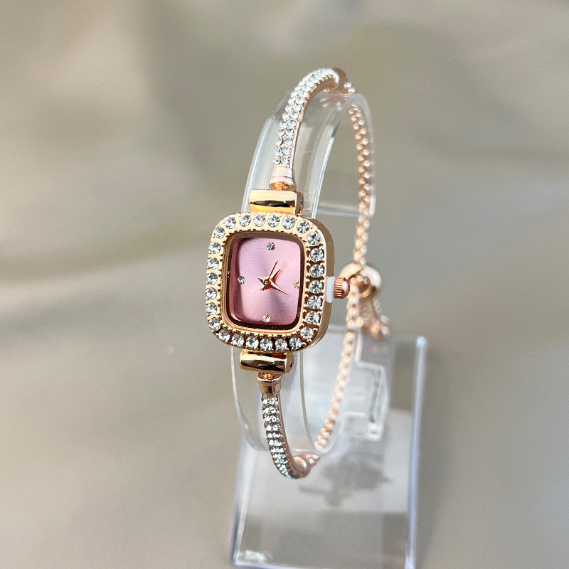 Diamond Square Watch, Small Luxury Bracelet, New Fashionable and High end Charm, Women's Watch_voghion.com