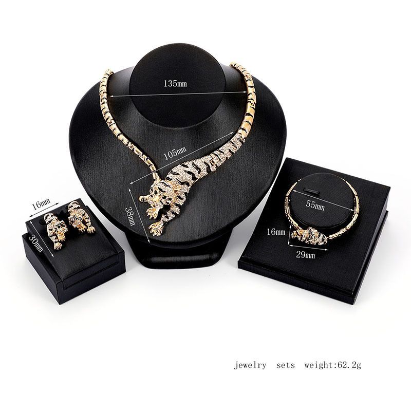Collana con tigre alla moda, orecchini, gioielli, viaggi, shopping, esagerato, set da tre pezzi da donna_voghion.com
